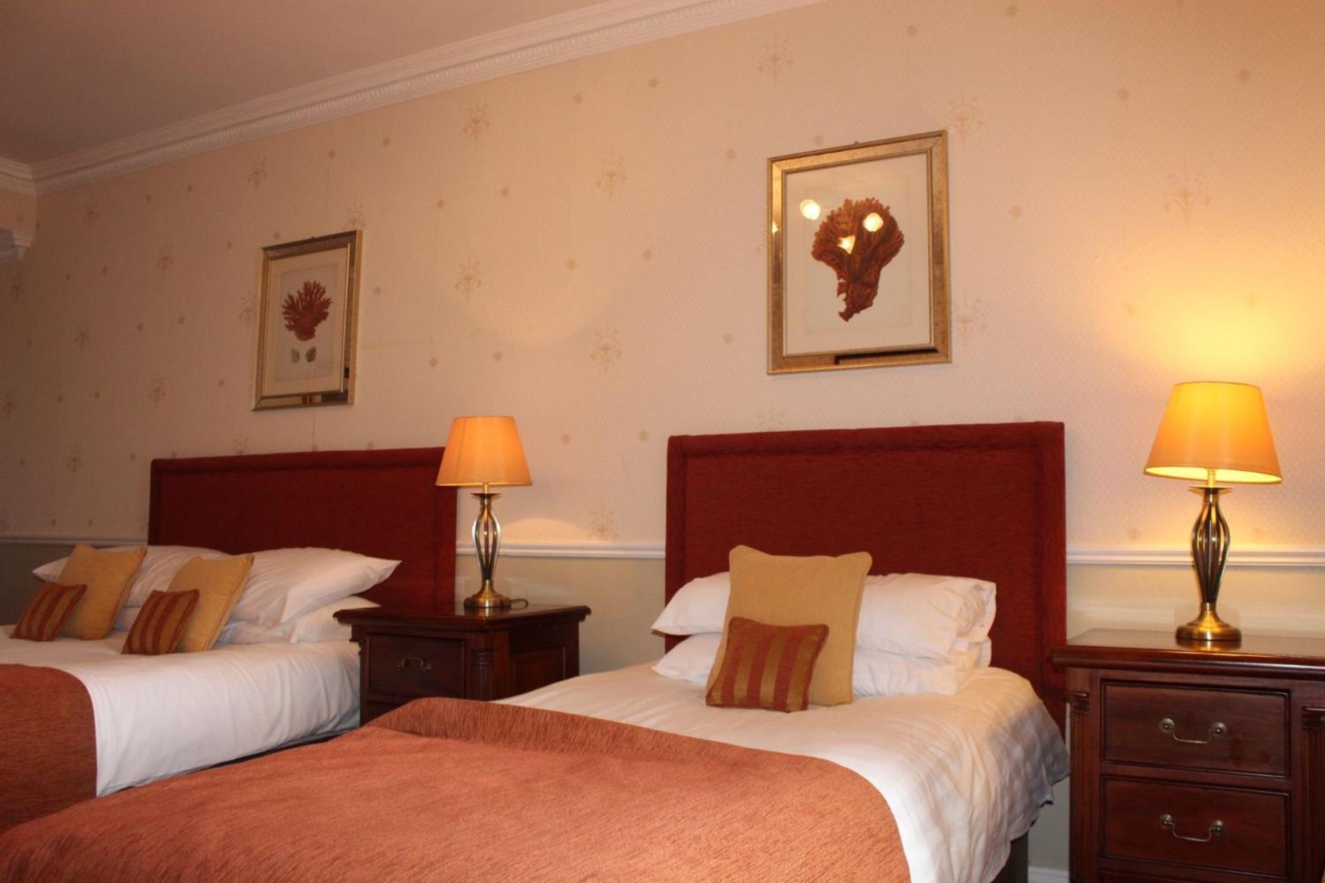 Aran View Country House And Lodge Дулин Екстериор снимка