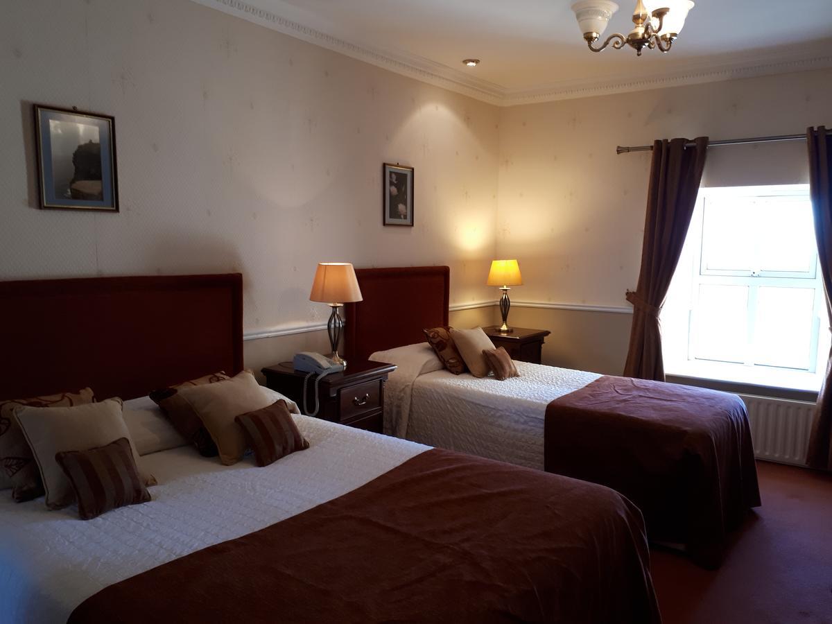 Aran View Country House And Lodge Дулин Екстериор снимка